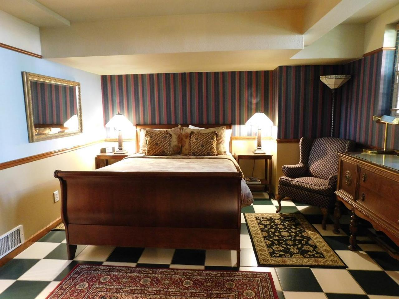 Bacon Mansion Bed And Breakfast Сиэтл Экстерьер фото
